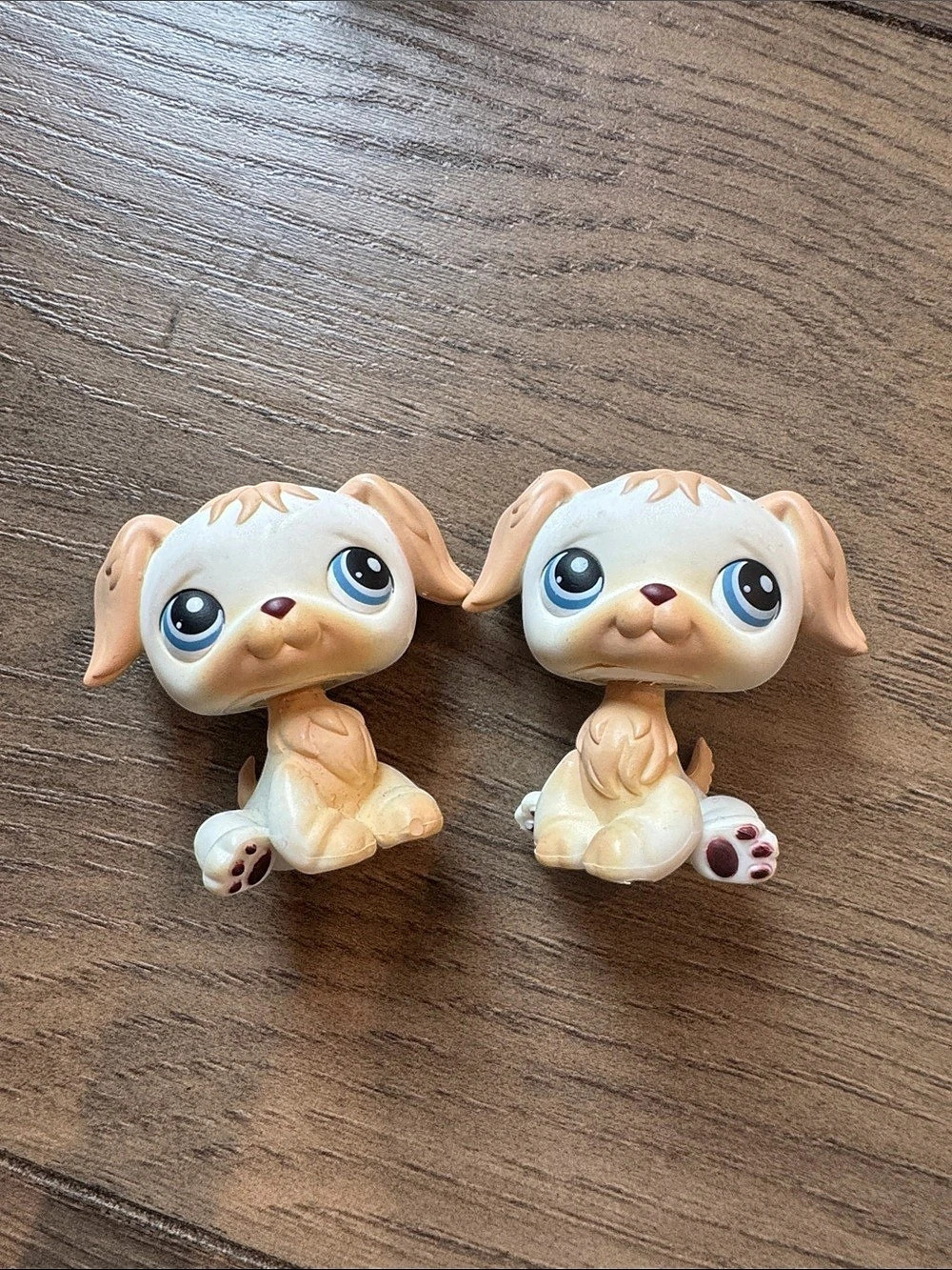 Hasbro Littlest Pet Shop Golden Retriever
#140 Puppy Figures Set of 2